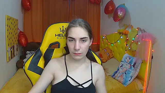Snapshot of NikaStark_ chatting on 03/13/25, 01:32 NikaStark online show from 03/13/25, 01:32