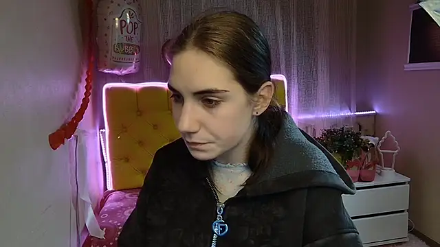 Snapshot of NikaStark_ chatting on 03/04/25, 11:11 NikaStark online show from 03/04/25, 11:11