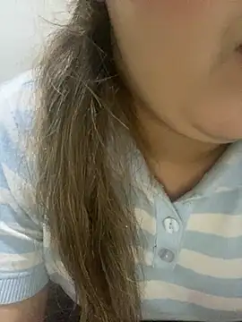 yassminsexy22 online show from 02/23/26, 10:32