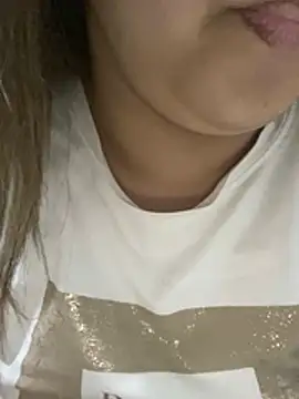 yassminsexy22 online show from 04/14/26, 07:30