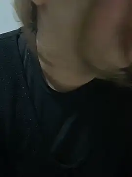 yassminsexy22 online show from 03/14/26, 12:27