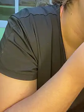 yassminsexy22 online show from 02/13/26, 09:26