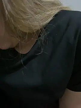 yassminsexy22 online show from 02/01/26, 08:29