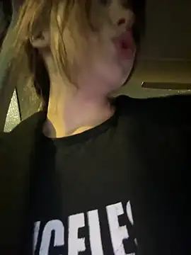 pantyless online show from 10/23/25, 11:03