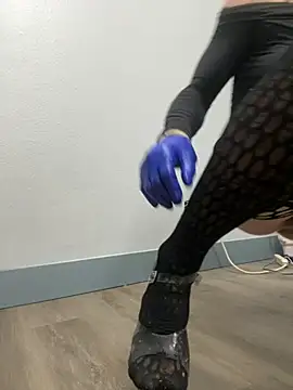 UtopianMisfit1 online show from 04/14/26, 10:42