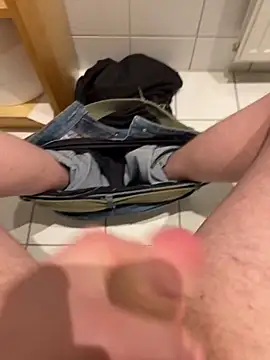 Michaela1222 online show from 02/16/26, 07:56