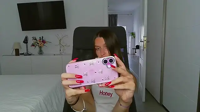 Submissive love online show from 10/27/25, 01:23