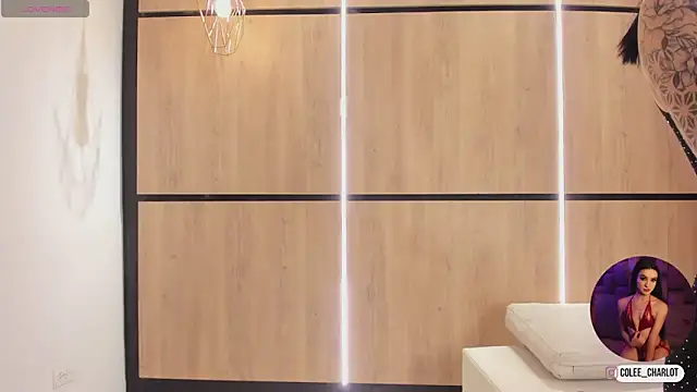 charlotte colee online show from 11/13/25, 11:36