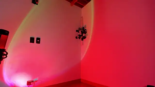 sweeet peach online show from 11/23/25, 03:05