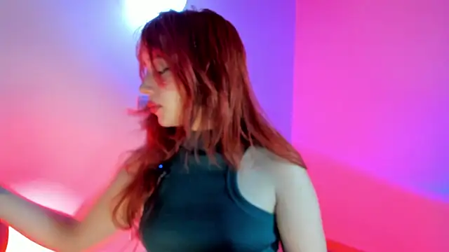 Snapshot of sweeet_peach chatting on 02/10/26, 04:55 sweeet peach online show from 02/10/26, 04:55