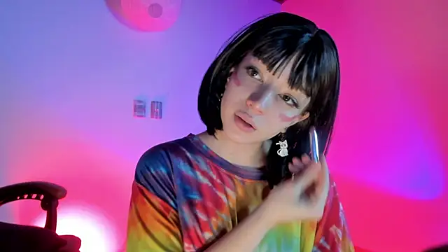 Snapshot of sweeet_peach chatting on 02/24/26, 12:33 sweeet peach online show from 02/24/26, 12:33