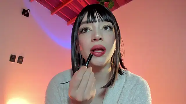 sweeet peach online show from 11/19/25, 04:23