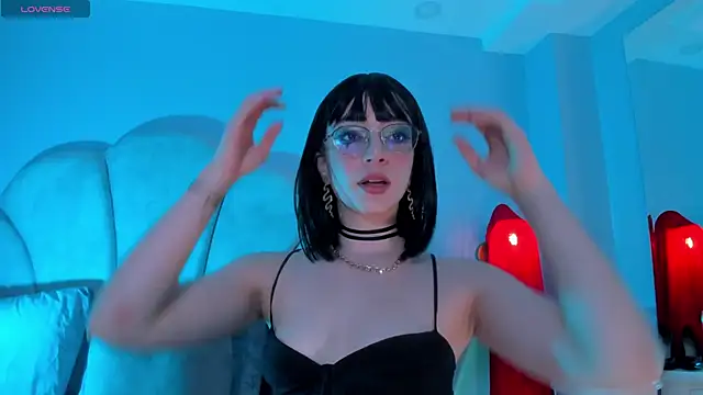 sweeet peach online show from 10/30/25, 10:50