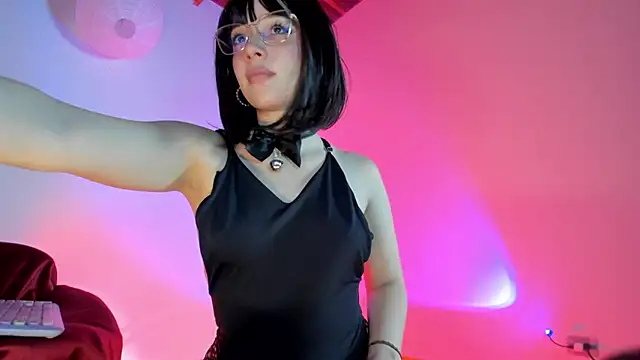 Snapshot of sweeet_peach chatting on 02/20/26, 06:26 sweeet peach online show from 02/20/26, 06:26