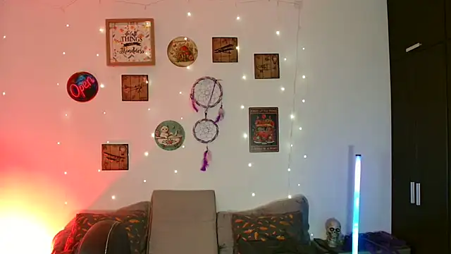 catalinamommyx online show from 11/11/25, 01:33