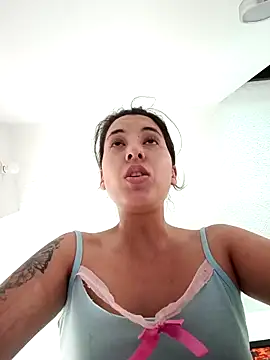 Snapshot of Bonny_Klote chatting on 02/12/25, 05:58 Bonny Klote online show from 02/12/25, 05:58