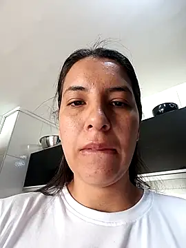 Snapshot of Bonny_Klote chatting on 10/02/25, 01:36 Bonny Klote online show from 10/02/25, 01:36