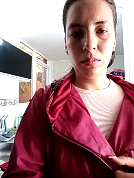 Snapshot of Bonny_Klote chatting on 03/18/25, 03:55 Bonny Klote online show from 03/18/25, 03:55
