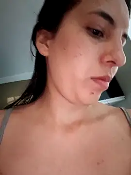 Bonny Klote online show from 10/24/25, 03:11