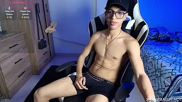 Angelligth online show from 02/27/26, 03:51