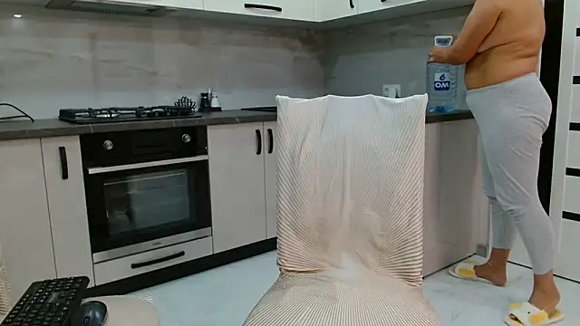  CattrinaVegas  online show from 10/02/25, 06:06