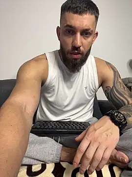 LoveIsBlind  online show from 11/07/25, 08:52