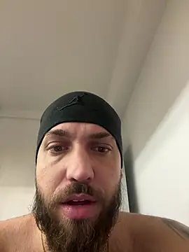 LoveIsBlind  online show from 01/11/26, 06:59