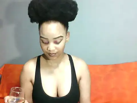 SmallSlut5 online show from 11/25/25, 01:28