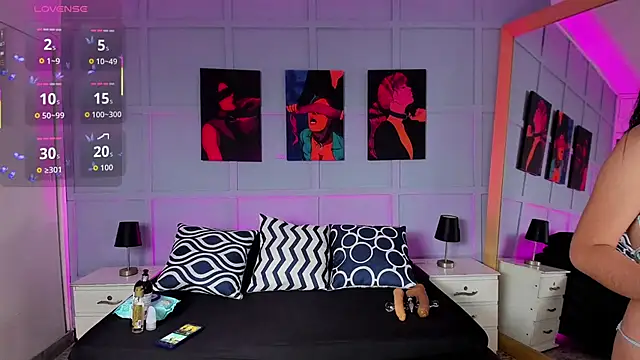 Elizabeth Santos online show from 12/17/25, 04:50