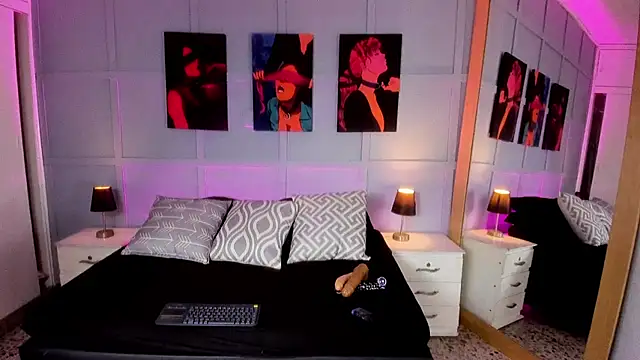 Elizabeth Santos online show from 10/31/25, 08:38