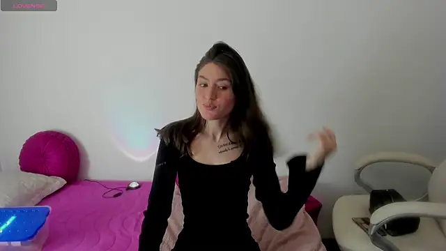 Tesa cute online show from 12/14/24, 08:40