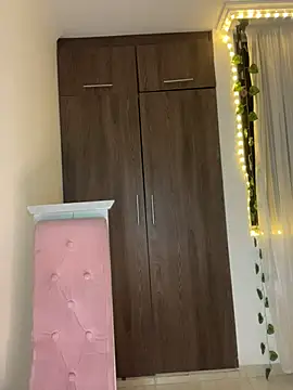 Snapshot of lina_pink chatting on 02/08/26, 04:21 lina pink online show from 02/08/26, 04:21