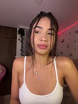 lina pink online show from 03/11/25, 02:42