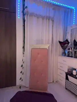 lina pink online show from 06/19/26, 01:22