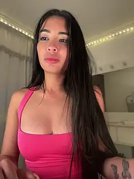 lina pink online show from 05/18/26, 04:01