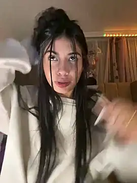 lina pink online show from 03/21/25, 05:32