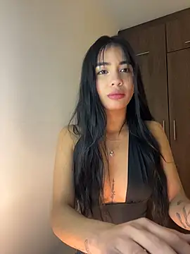 Snapshot of lina_pink chatting on 02/12/26, 01:49 lina pink online show from 02/12/26, 01:49