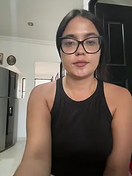 Snapshot of Karla-sexy01 chatting on 12/18/24, 12:40 Karla-sexy01 online show from 12/18/24, 12:40