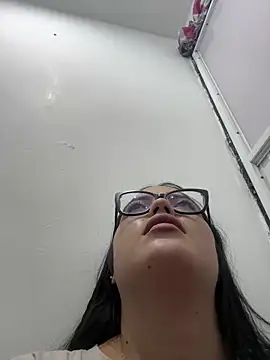 Snapshot of Karla-sexy01 chatting on 01/14/25, 05:23 Karla-sexy01 online show from 01/14/25, 05:23