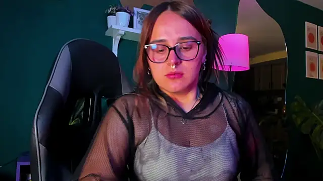 evy orange1 online show from 04/23/26, 12:39
