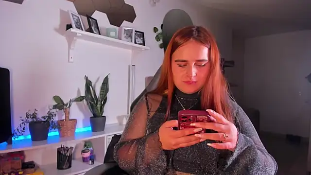 evy orange1 online show from 02/09/26, 04:32