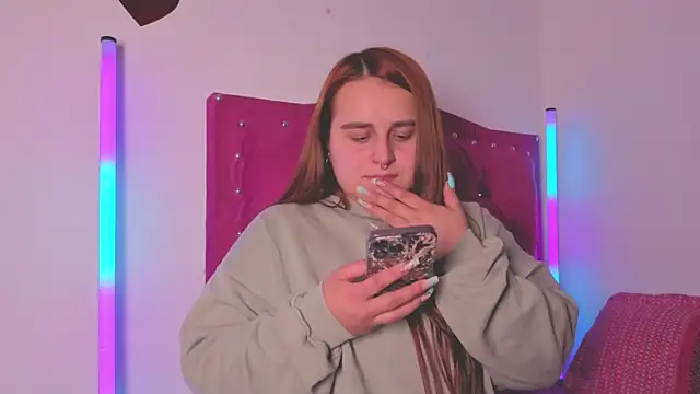 evy orange1 online show from 10/21/25, 01:05