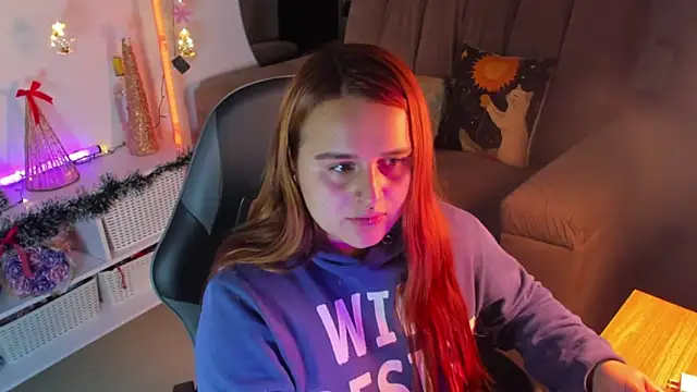 evy orange1 online show from 12/20/25, 03:31