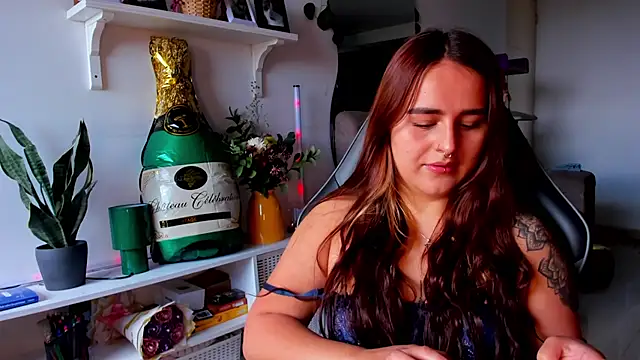 evy orange1 online show from 03/20/26, 02:40