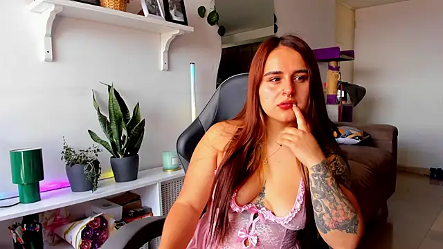 evy orange1 online show from 03/22/26, 03:13