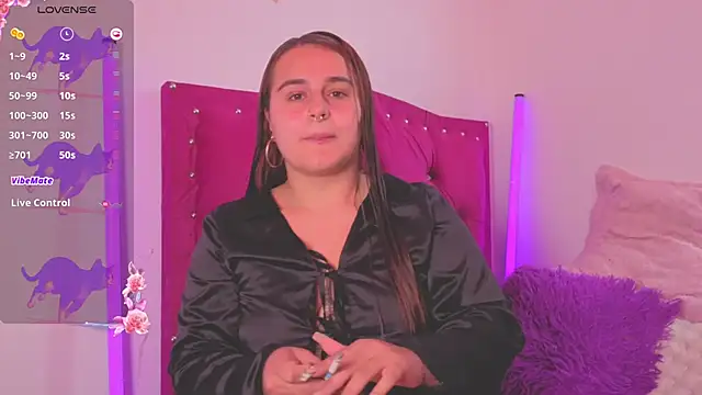 evy orange1 online show from 11/12/25, 03:49