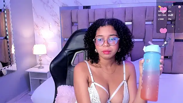 MilaHall  online show from 03/23/25, 03:54