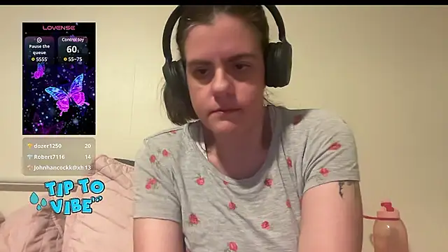 Snapshot of Jess4you0818 chatting on 12/04/24, 01:08 Jess4you0818 online show from 12/04/24, 01:08