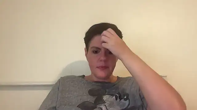 Jess4you0818 online show from 10/28/25, 07:02