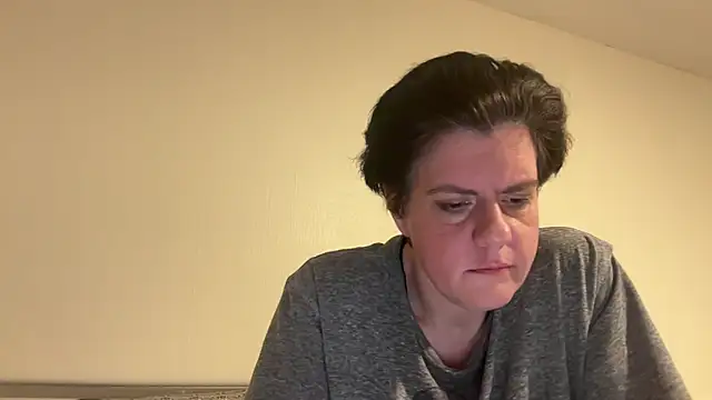 Jess4you0818 online show from 04/04/26, 02:18